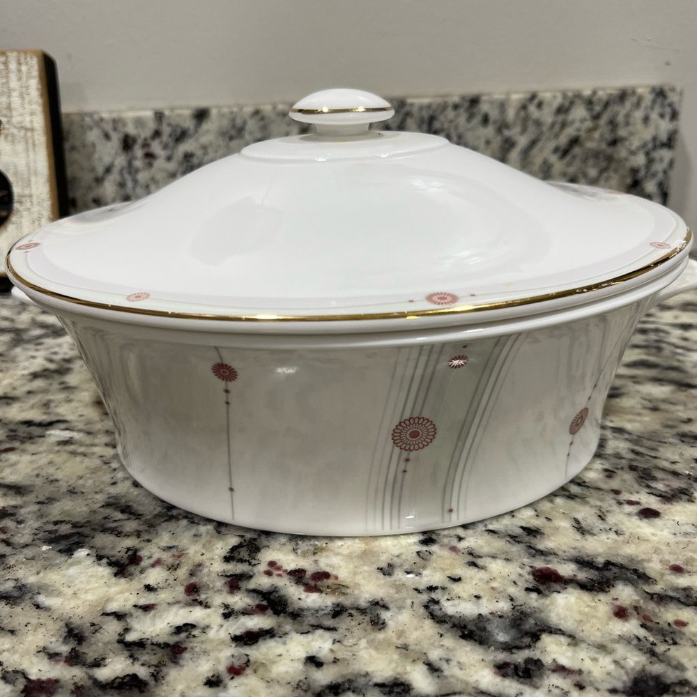 Wedgwood “Satin” Bone China Covered Casserole Dish- Gorgeous- No Chips